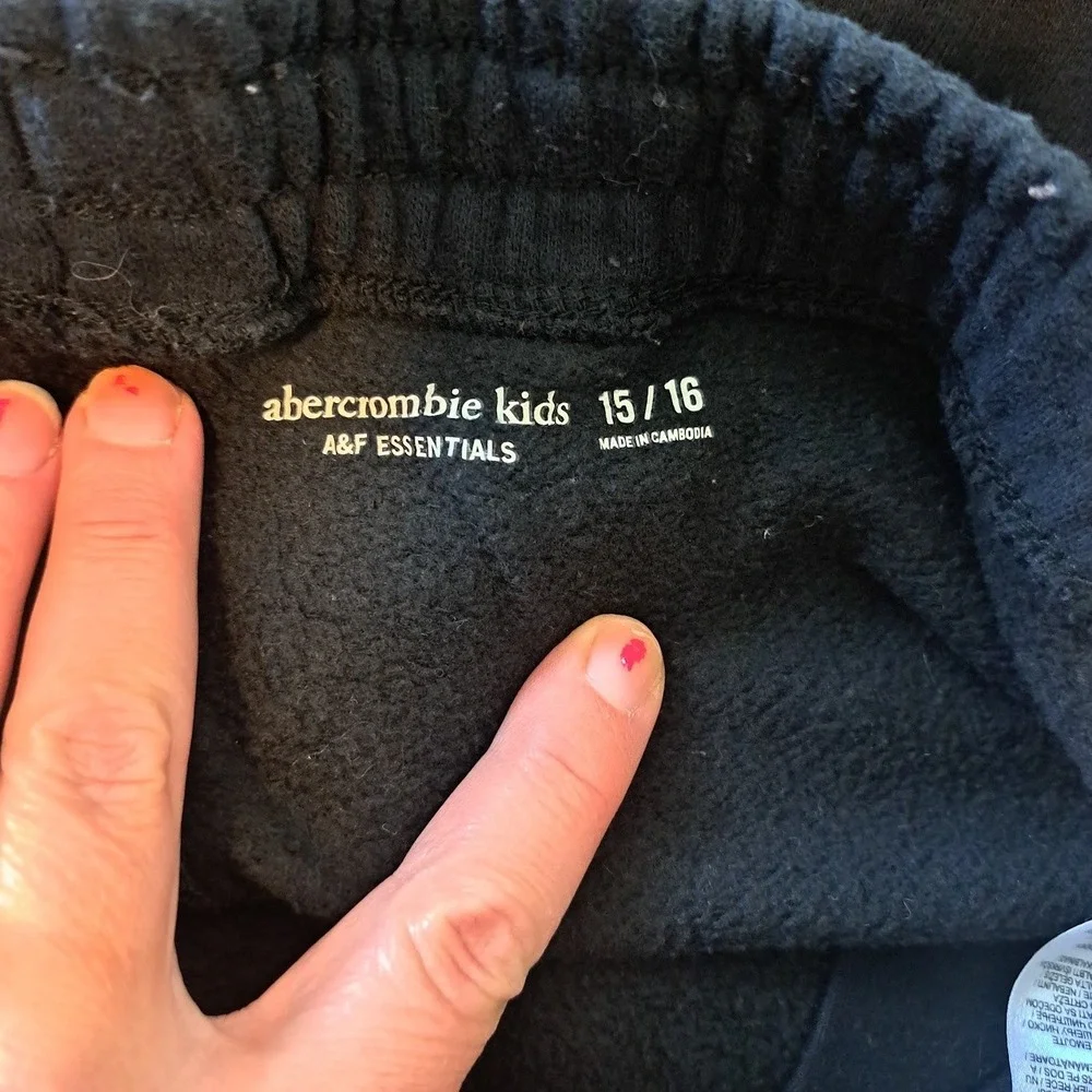 Abercrombie Kids A&F Essentials Black Fleece Jogger Sweatpants Size 15/16 XL
